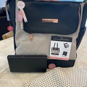 Petunia Pickle Bottom Pivot Pack Sand/Black